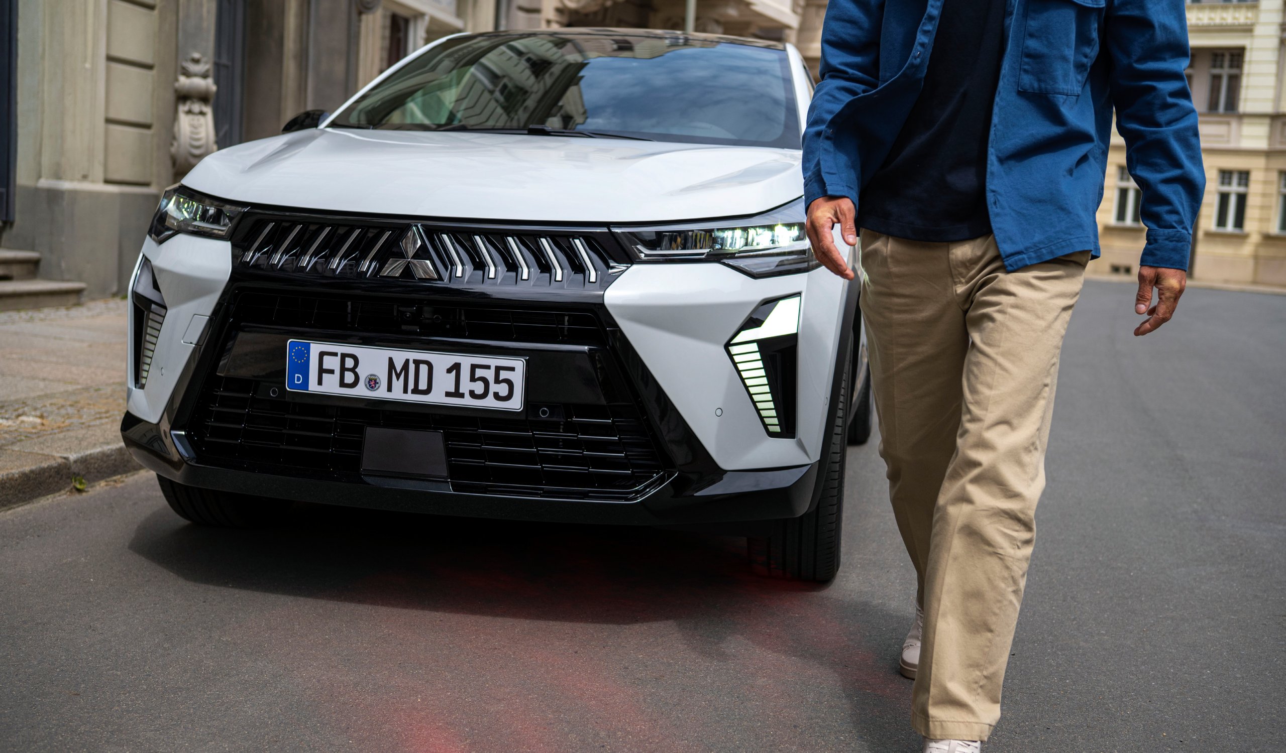 Nový Mitsubishi Grandis - bezkľúčové centrálne zamykanie